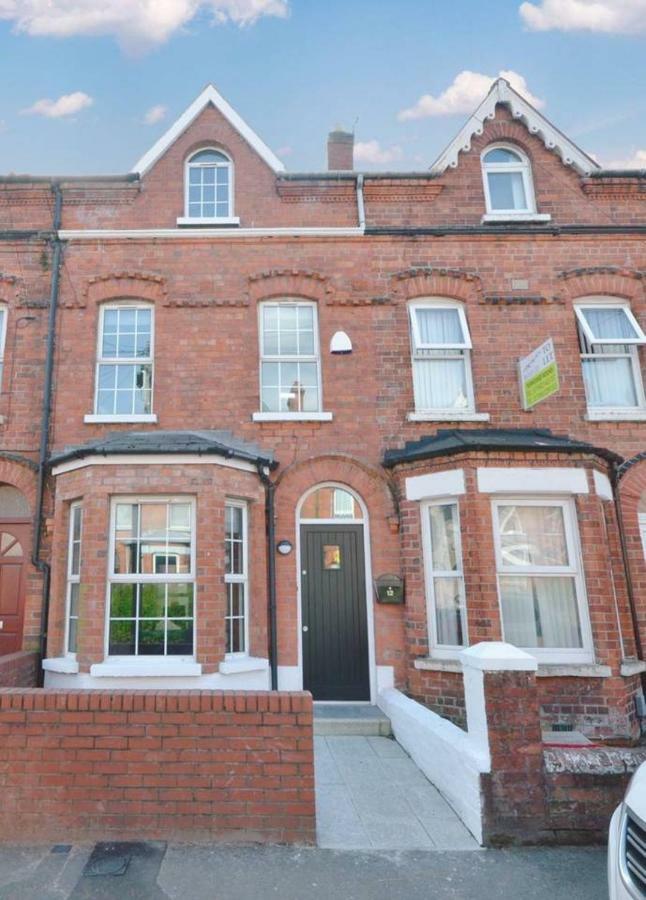 Queens Quarter Townhouse 2 ベルファスト エクステリア 写真