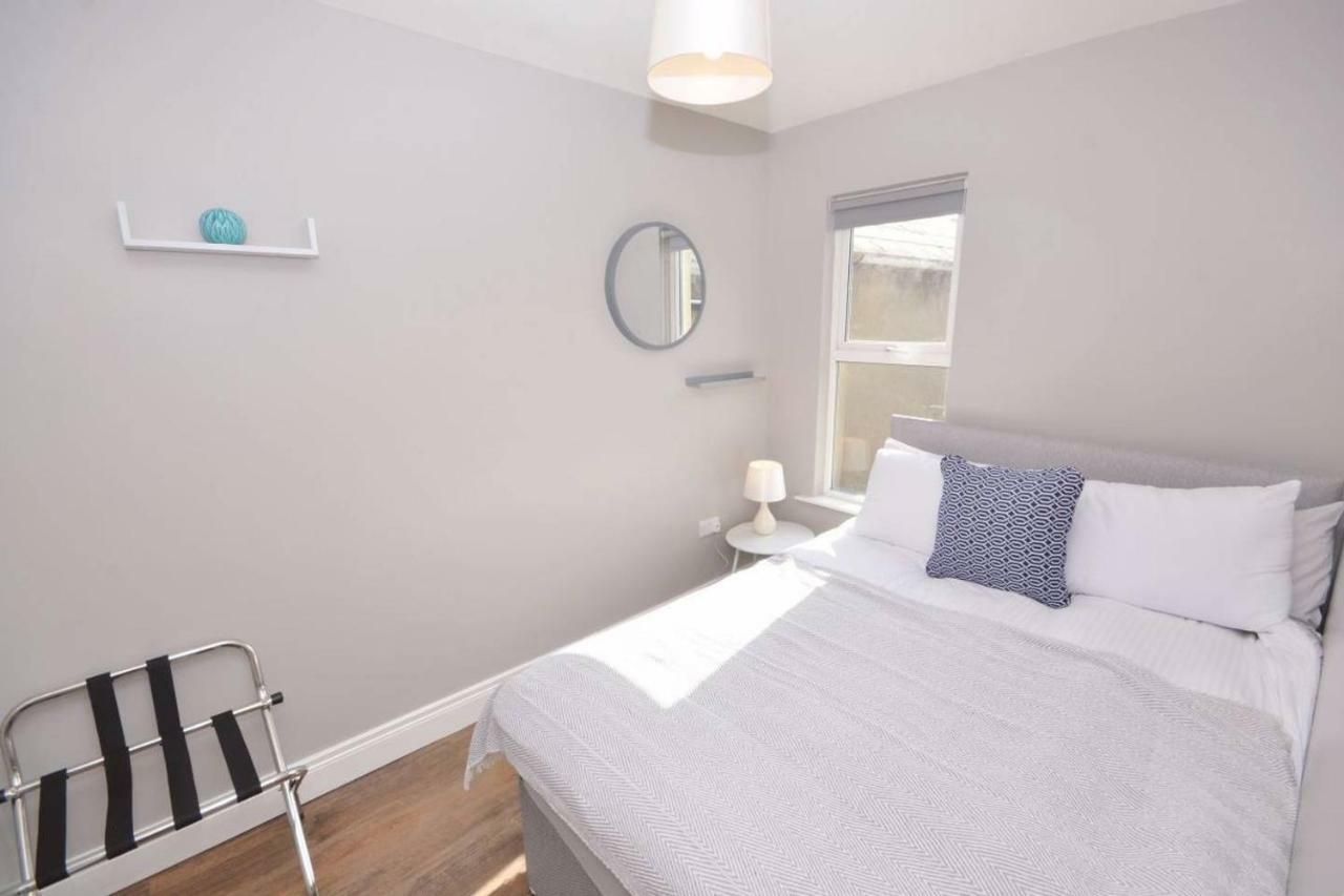 Queens Quarter Townhouse 2 ベルファスト エクステリア 写真
