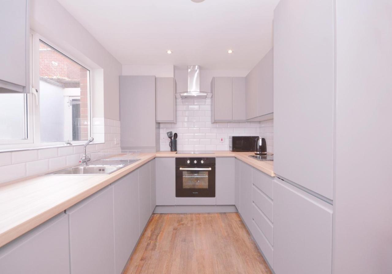 Queens Quarter Townhouse 2 ベルファスト エクステリア 写真